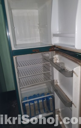Kalon Refrigerator Used with Care